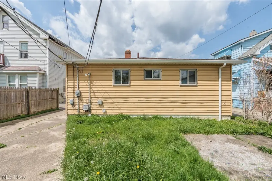 4405 E 156th Street, Cleveland, OH 44128 - #3