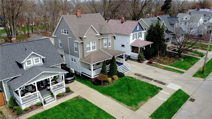 18810 Sloane Avenue, Lakewood, OH 44107 - #2