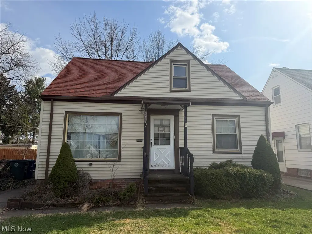 7313 Traymore Avenue, Brooklyn, OH 44144 - #1
