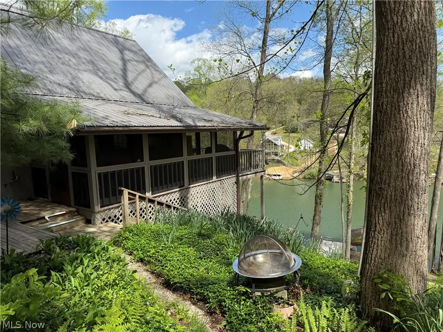 2636 W Buckhorn Drive, Millersburg, OH 44654 - #3