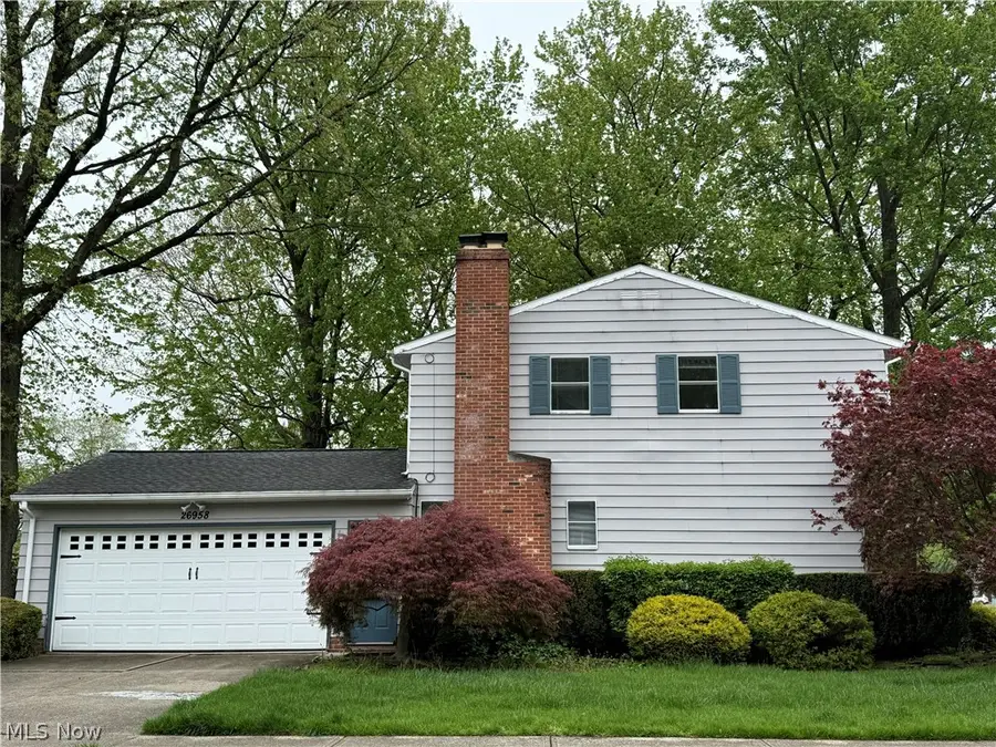 26958 Hyannisport Drive, North Olmsted, OH 44070 - #2