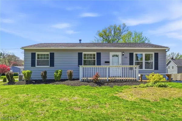 1762 Underwood Street, Cuyahoga Falls, OH 44221