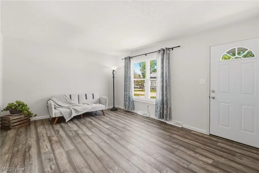 1762 Underwood Street, Cuyahoga Falls, OH 44221 - #3