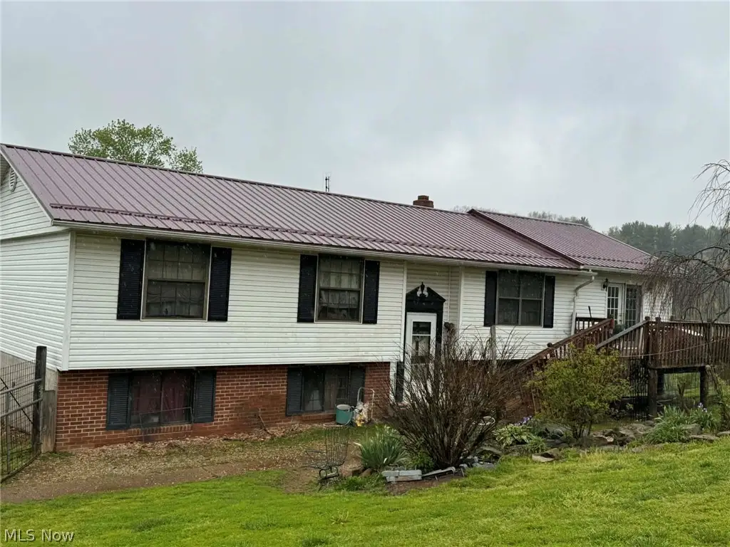 4256 Arbor Ne Road, Mechanicstown, OH 44651 - #1