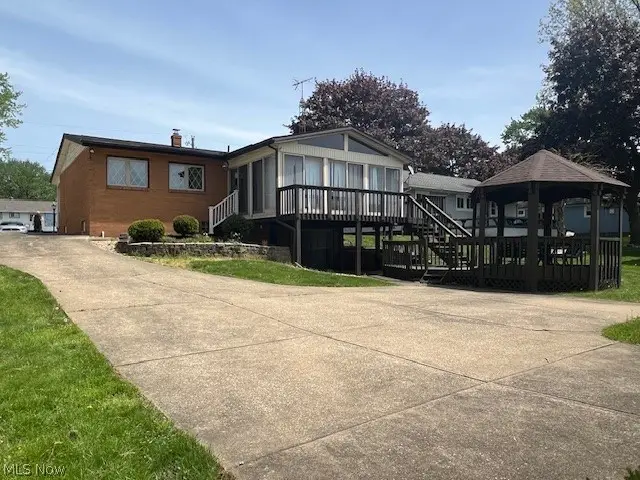 1124 Valley Nw Drive, North Canton, OH 44720 - #3