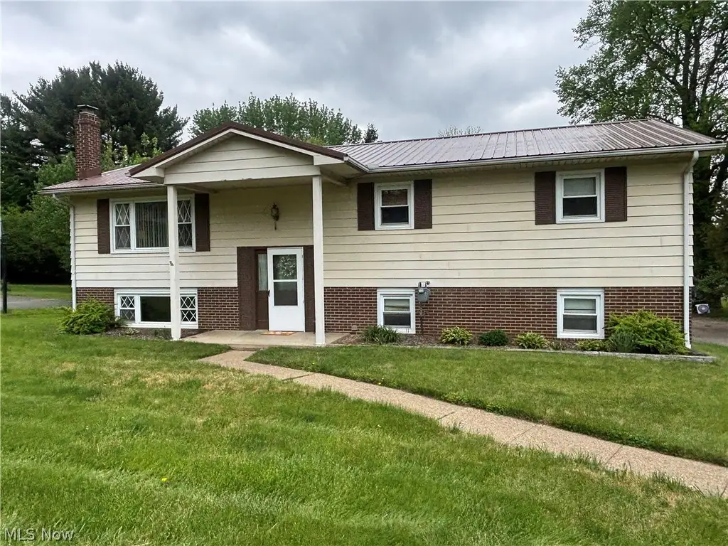 311 Kelly Circle, Zanesville, OH 43701 - #1