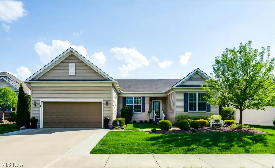 38475 Kingsbury Drive, North Ridgeville, OH 44039 - #1