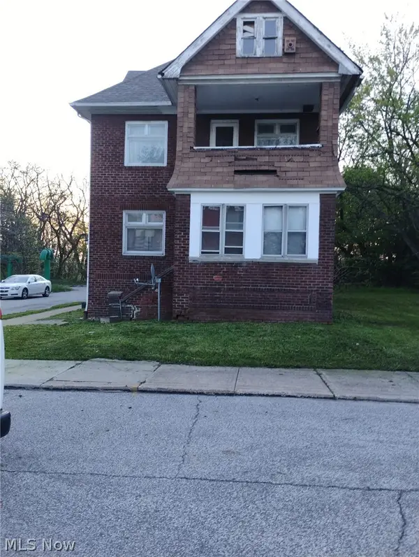 10809 Woodstock Boulevard, Cleveland, OH 44104