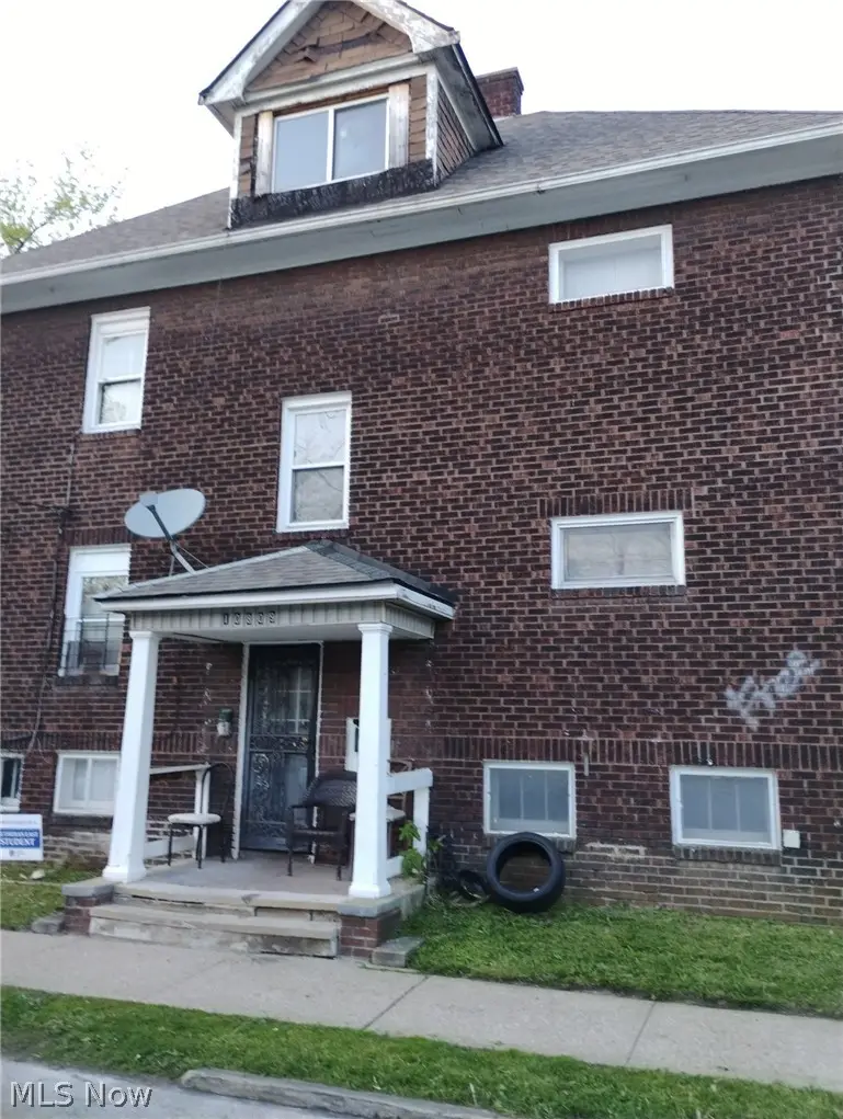 10809 Woodstock Boulevard, Cleveland, OH 44104 - #2