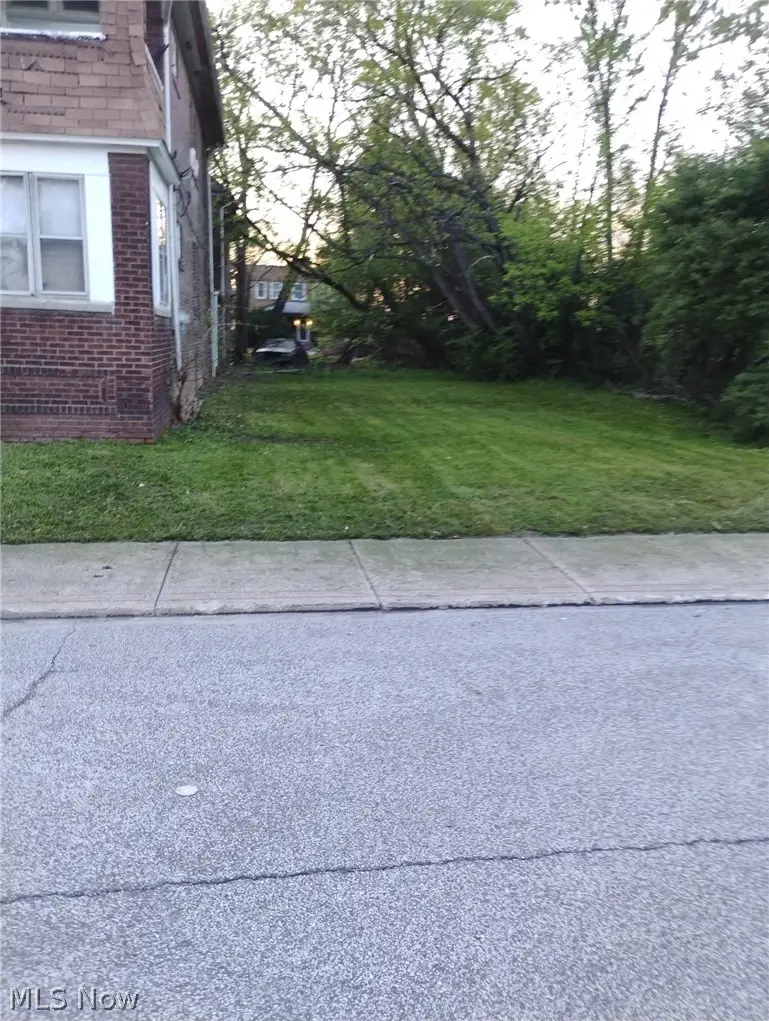 10809 Woodstock Boulevard, Cleveland, OH 44104 - #3