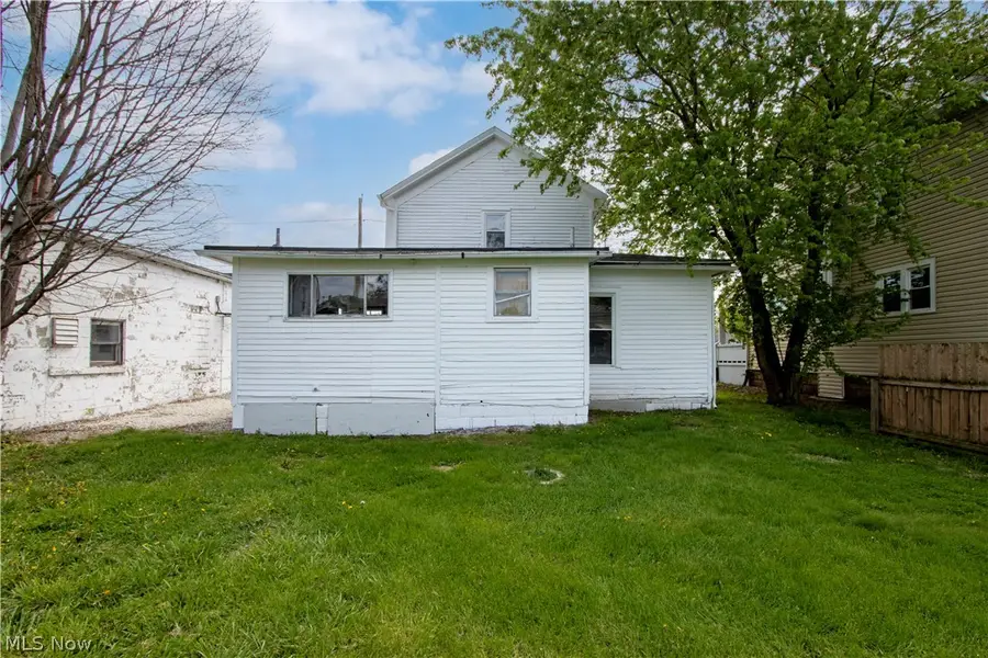 307 S Main Street, Orrville, OH 44667 - #2
