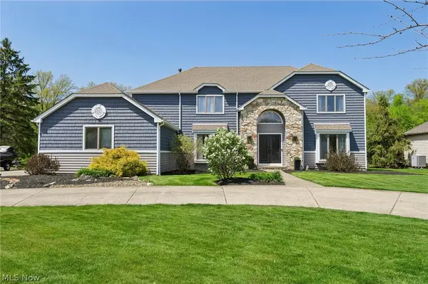4420 Prestwick Crossing, Westlake, OH 44145