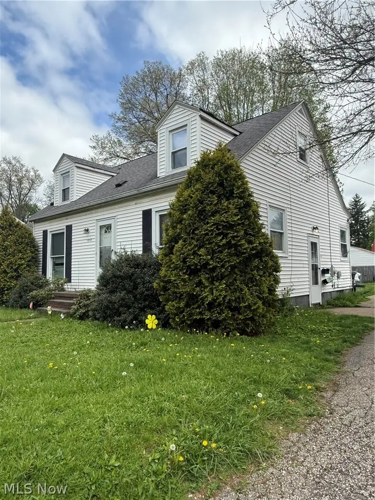 1055 Frederick Boulevard, Akron, OH 44320 - #3