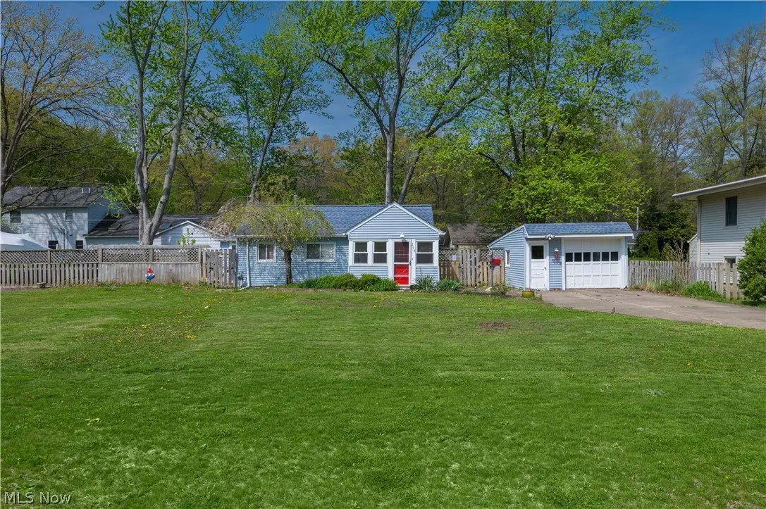 258 Vineyard Road, Avon Lake, OH 44012 - #1