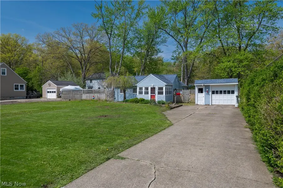 258 Vineyard Road, Avon Lake, OH 44012 - #2