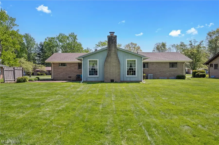 5108 Evergreen Drive, North Olmsted, OH 44070 - #3