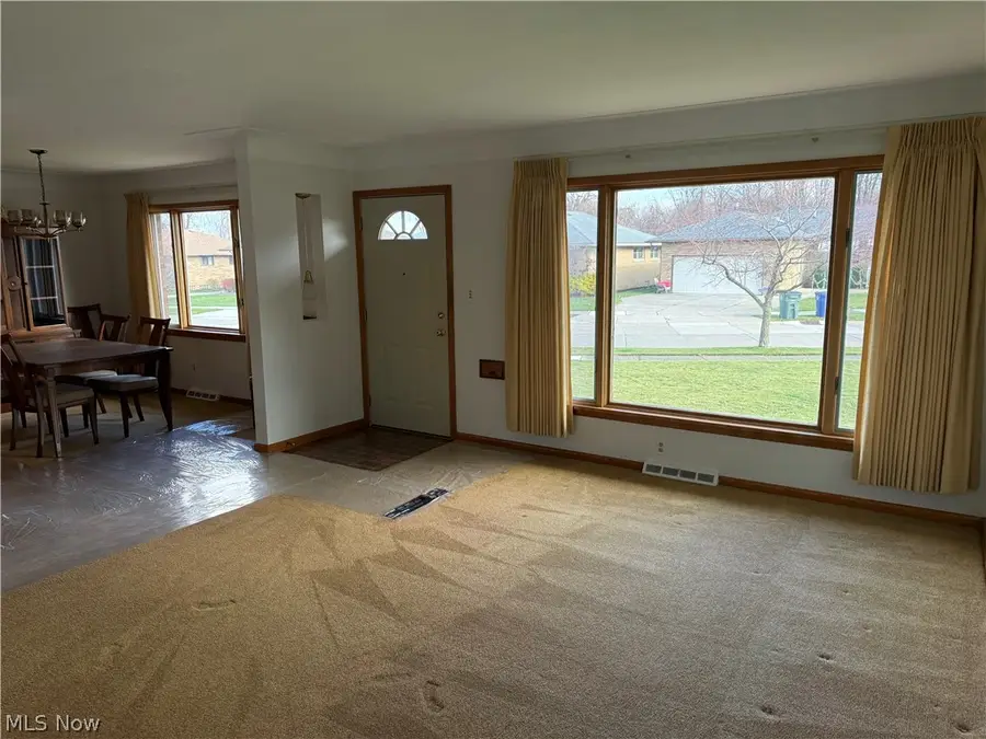 4830 Autumn Lane, Brooklyn, OH 44144 - #3