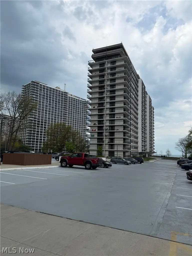 12550 Lake Avenue #1705, Lakewood, OH 44107 - #1