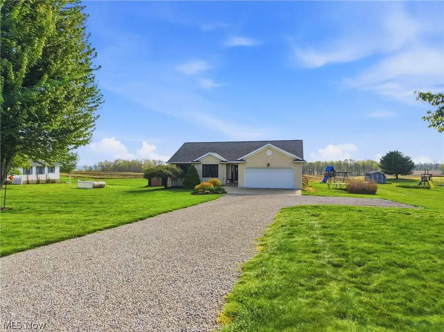 6444 Newkirk Road, Shreve, OH 44676 - #3