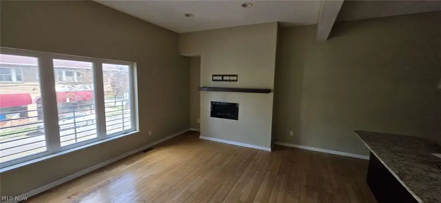 5703 Bridge Avenue, Cleveland, OH 44102 - #3