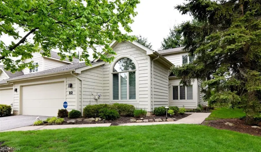 22 Waterford Lane, Beachwood, OH 44122 - #2
