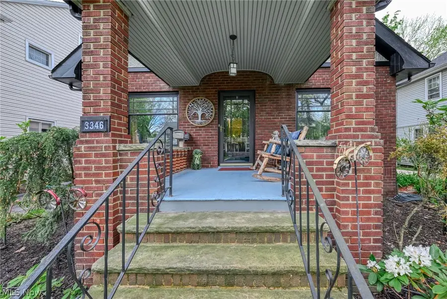 3346 E Fairfax Rd, Cleveland Heights, OH 44118 - #3