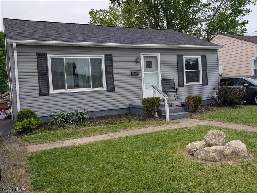 811 S Broad Street, Lancaster, OH 43130 - #2