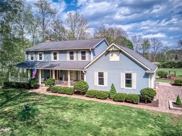 1632 Carriage House Drive, Mogadore, OH 44260