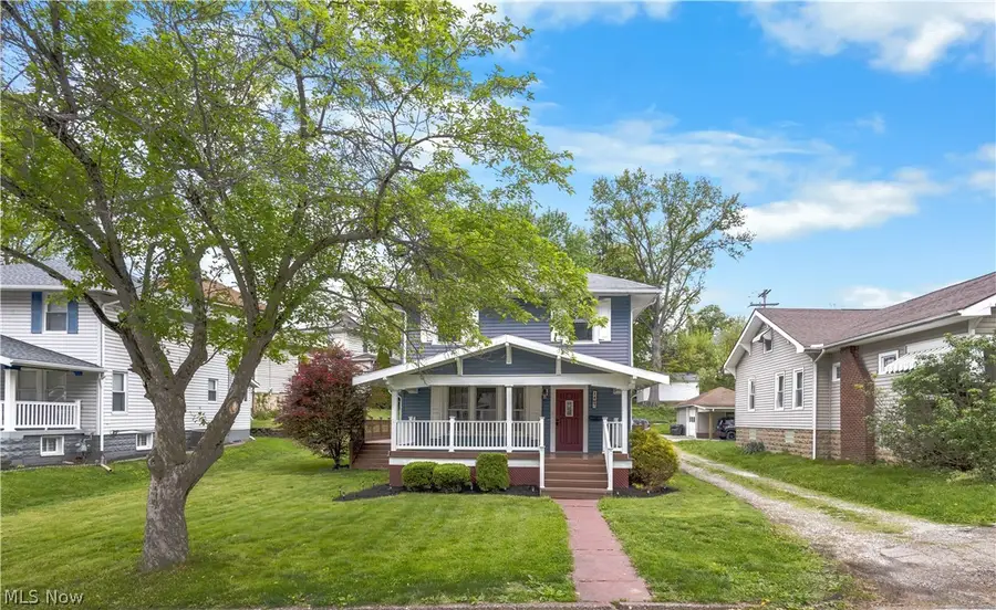 1407 Stewart Avenue, Cambridge, OH 43725 - #2