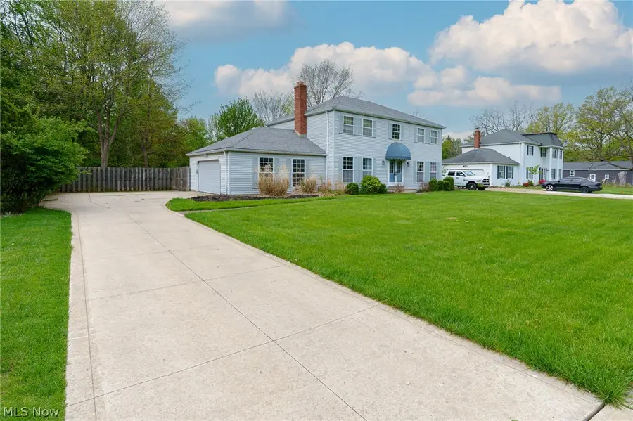 27111 Newton Circle, North Olmsted, OH 44070 - #2