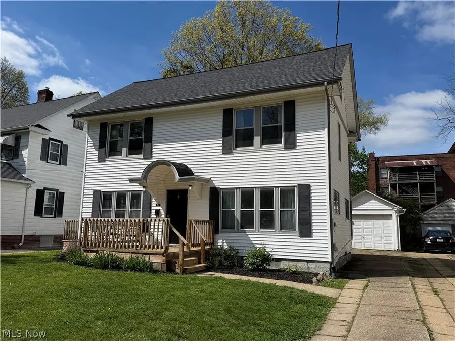 955 Amelia Avenue, Akron, OH 44302 - #3