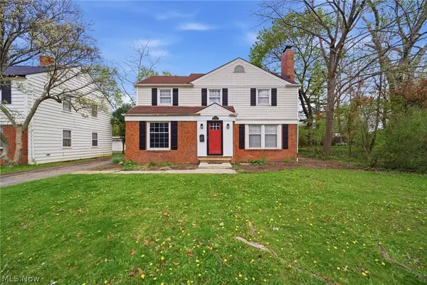 19013 Chagrin Boulevard, Shaker Heights, OH 44122