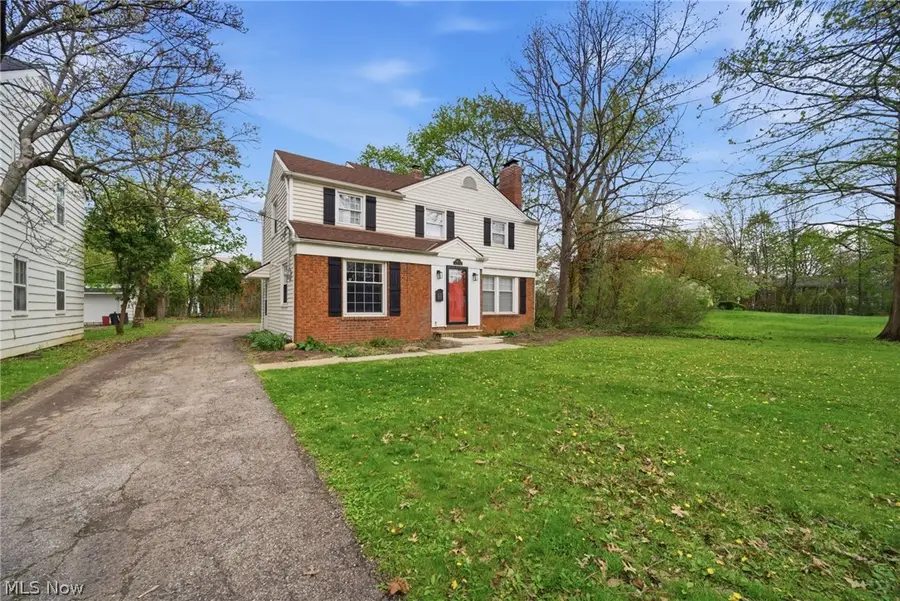 19013 Chagrin Boulevard, Shaker Heights, OH 44122 - #2