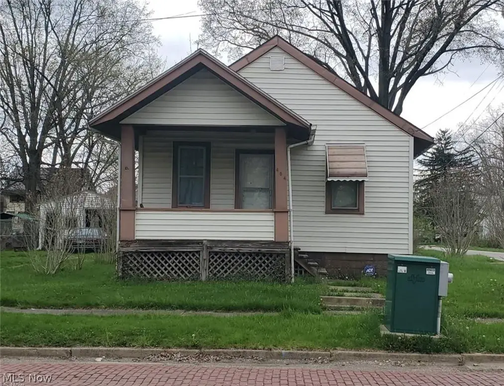 404 York Nw Avenue, Warren, OH 44485 - #1