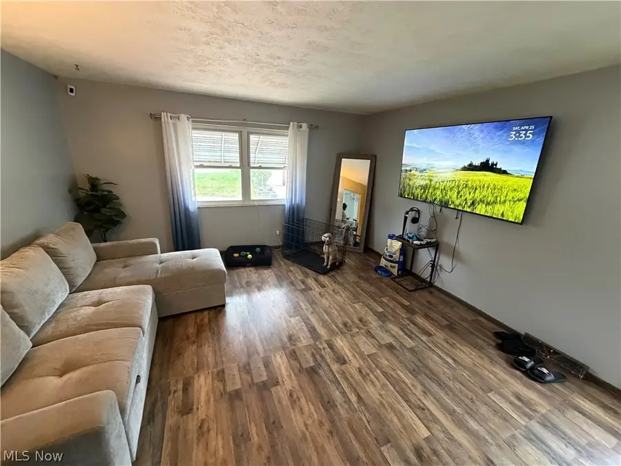 574 Fulmer Avenue, Akron, OH 44312 - #3