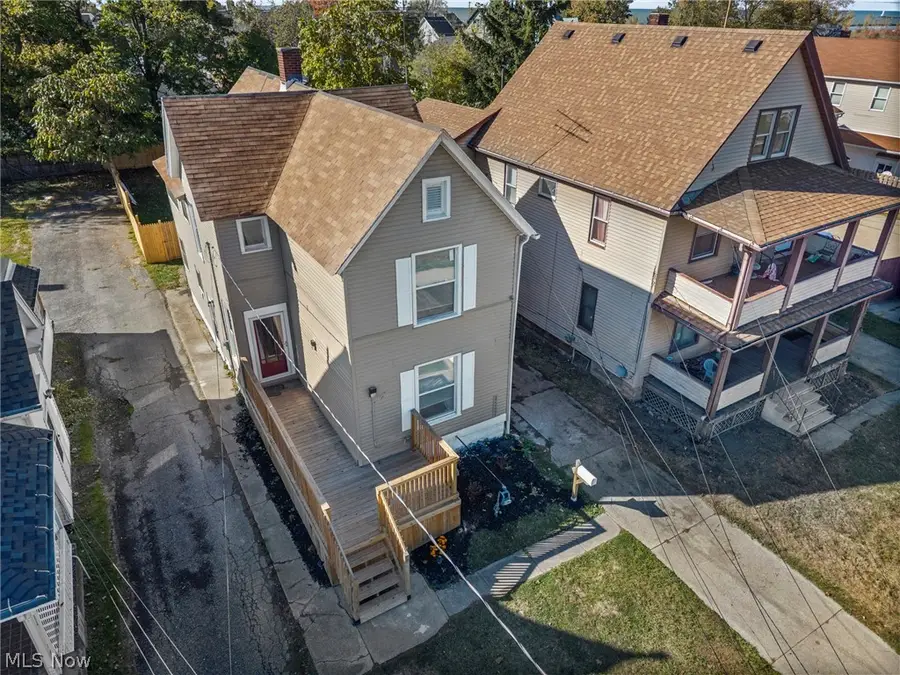 366 Oberlin Avenue, Lorain, OH 44052 - #3