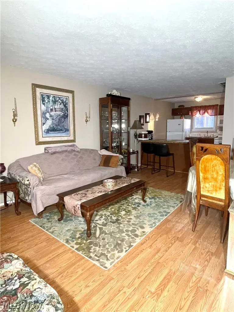 29902 Euclid Avenue, Wickliffe, OH 44092 - #3