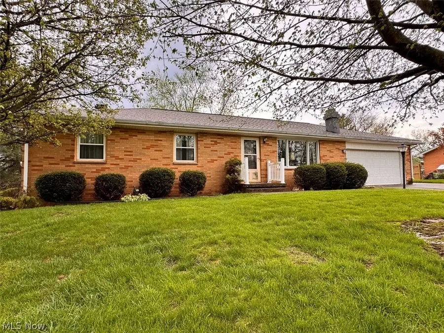 1484 Lambert Street, Alliance, OH 44601 - #2