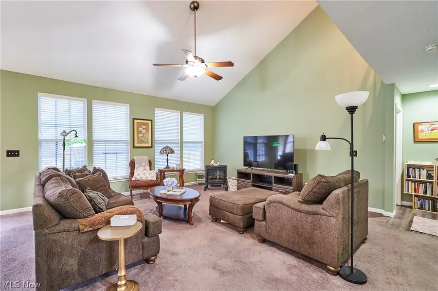572 Colonial Drive, Painesville, OH 44077 - #2