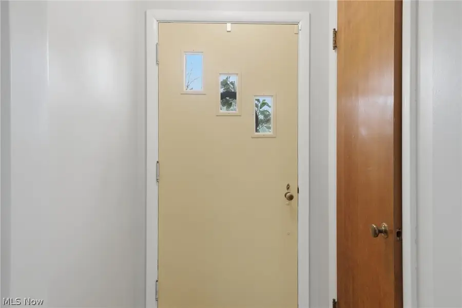 1824 Sackett Avenue, Cuyahoga Falls, OH 44223 - #3