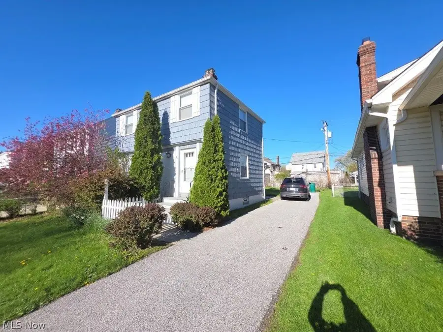 367 E 211th Street, Euclid, OH 44123 - #2