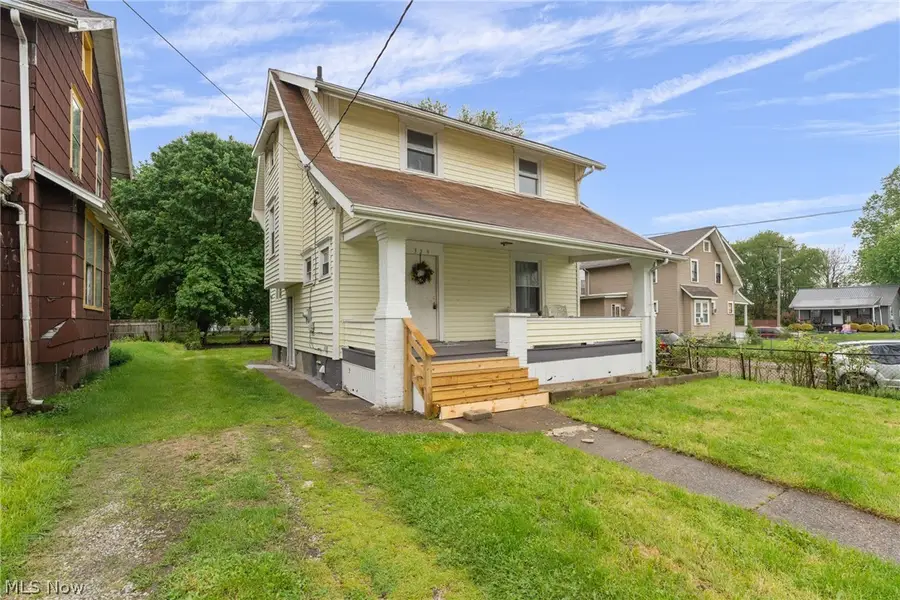 329 Girard Ne Avenue, Canton, OH 44704 - #3