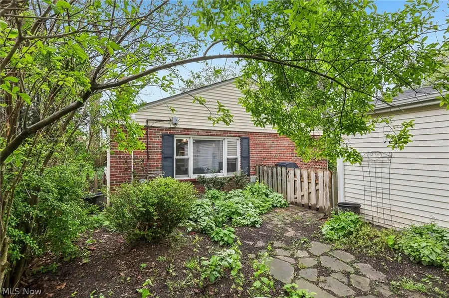 722 Chestnut Boulevard, Willoughby, OH 44094 - #2