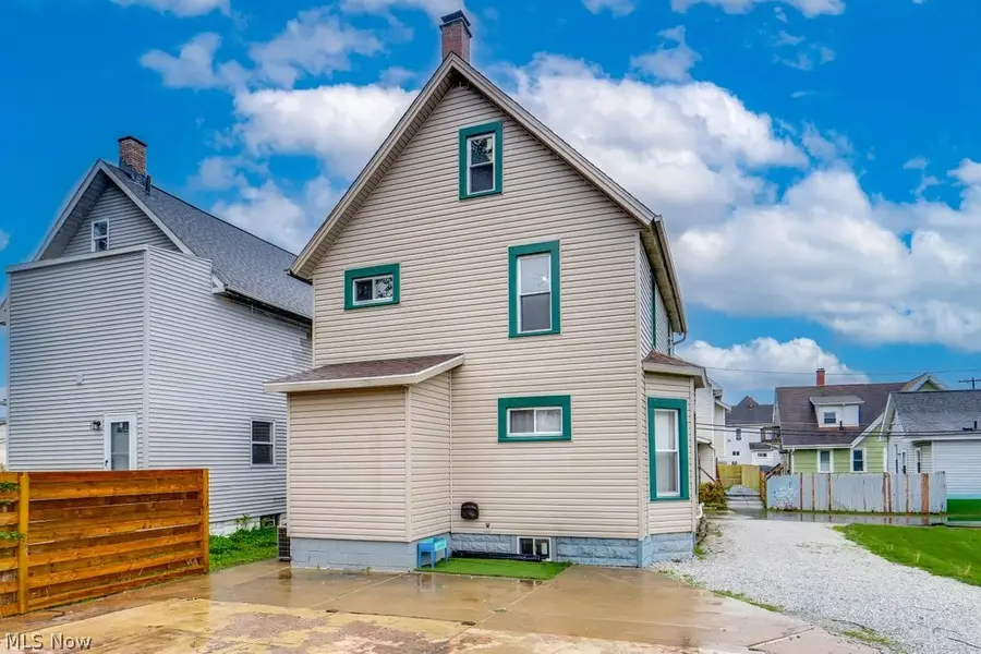 3027 Glen Nw Place, Canton, OH 44708 - #3