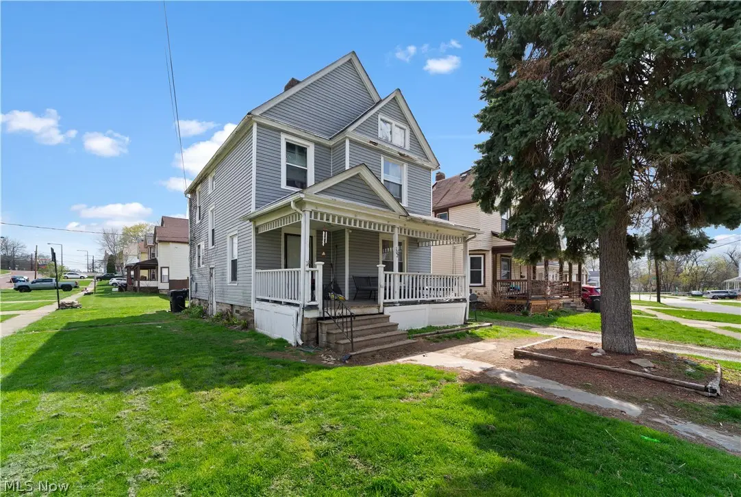 102 Water Street, Elyria, OH 44035 - #1