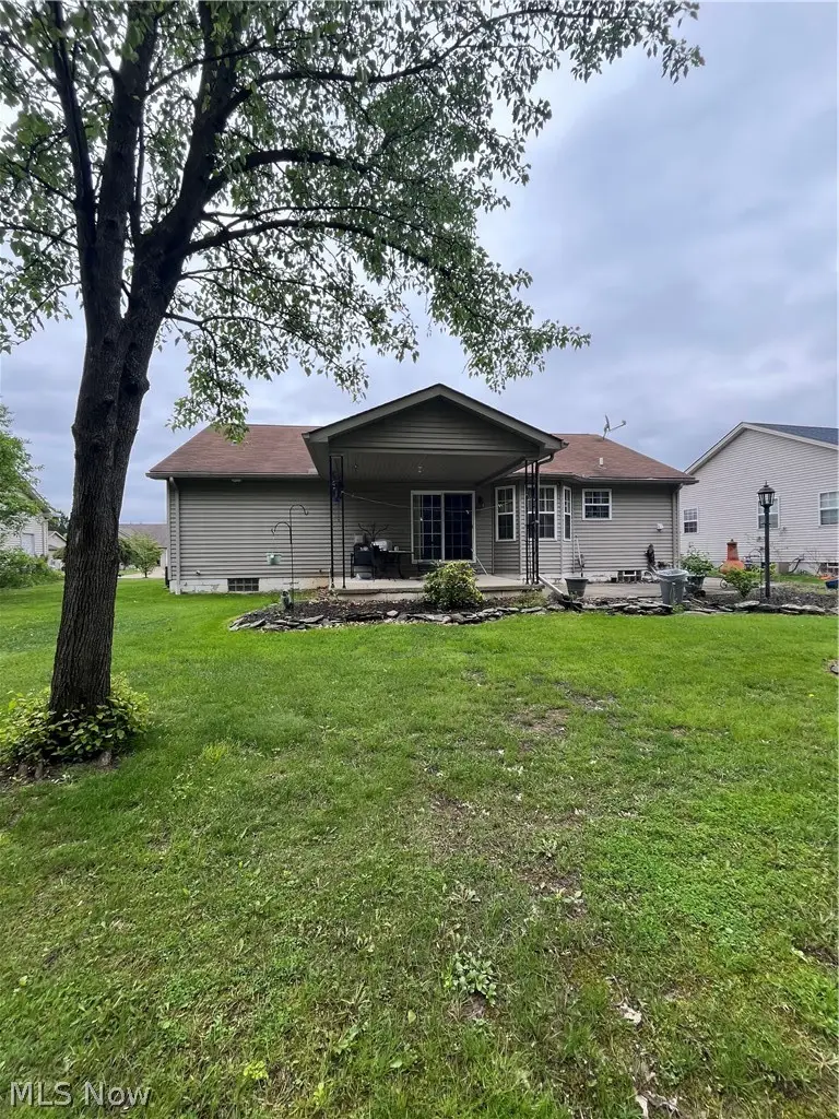 1501 Birch Run Ne Drive, Warren, OH 44483 - #2