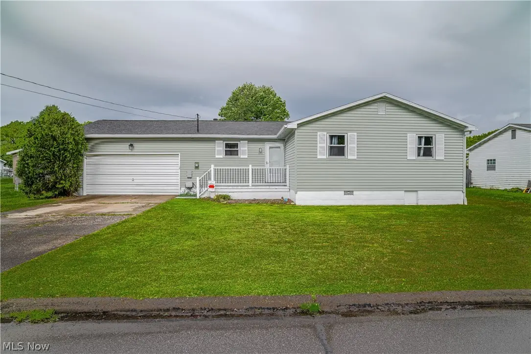 373 Lincoln Drive, Mineral Wells, WV 26150 - #1