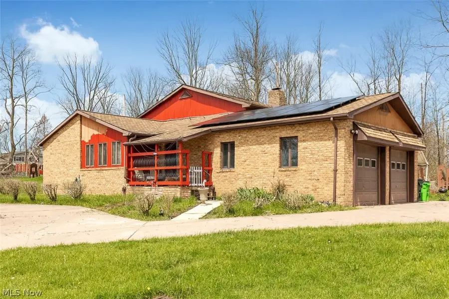 6012 S Perkins Road, Bedford Heights, OH 44146 - #2