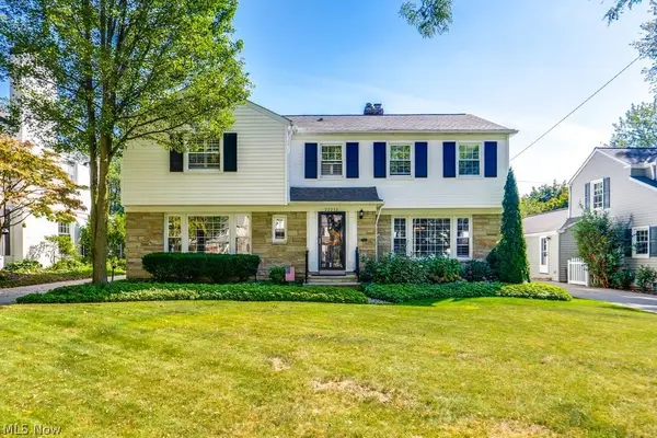 22212 E Byron Road, Shaker Heights, OH 44122