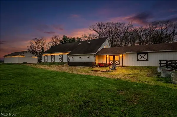 4020 Faircrest Sw Street, Canton, OH 44706